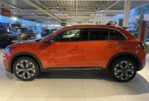 Gebraucht Fiat 600E La Prima 114 kW (156 PS) 2024 Orange SUV