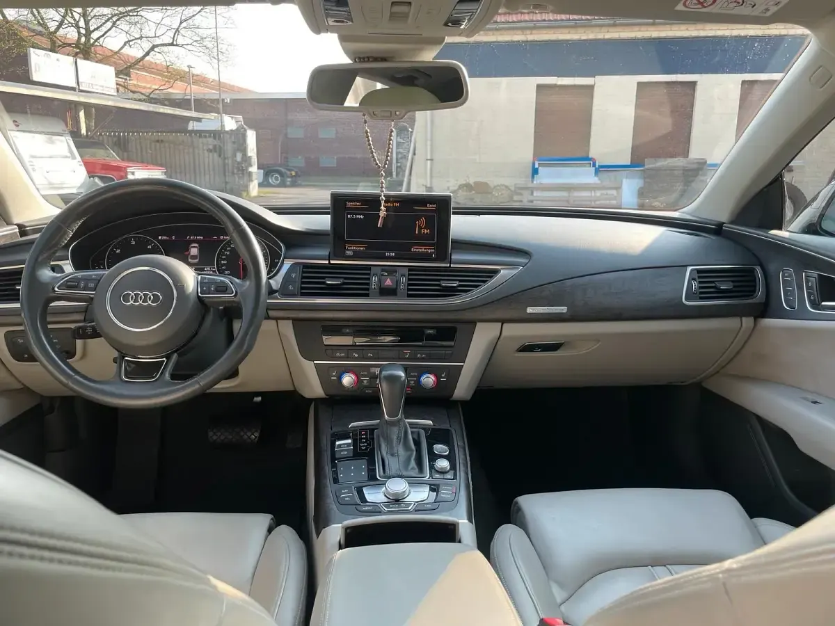 Gebraucht Audi A7 Ambiente 272 PS (200 kW) 2017 Blau Kleinwagen