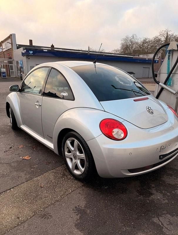 Gebraucht VW New Beetle Freestyle 102 PS (75 kW) 2010 Andere farben Kleinwagen