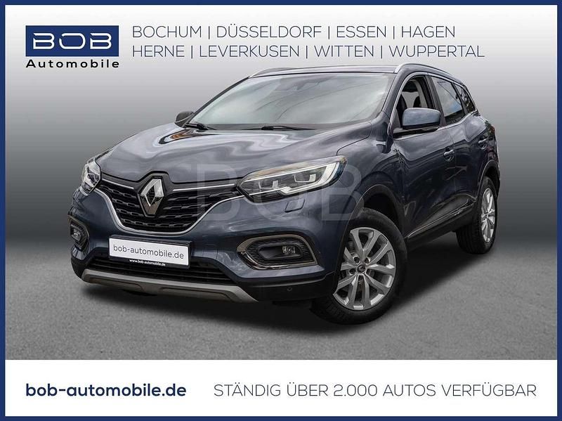 Titangrau metallic (grau) Gebraucht 2019 Renault Kadjar LIMITED Deluxe SUV | 16.488 € (Fairer Preis) - Bild 1/3