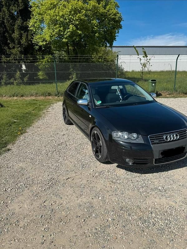 Gebraucht Audi A3 250 PS (183 kW) 2004 Schwarz Kleinwagen