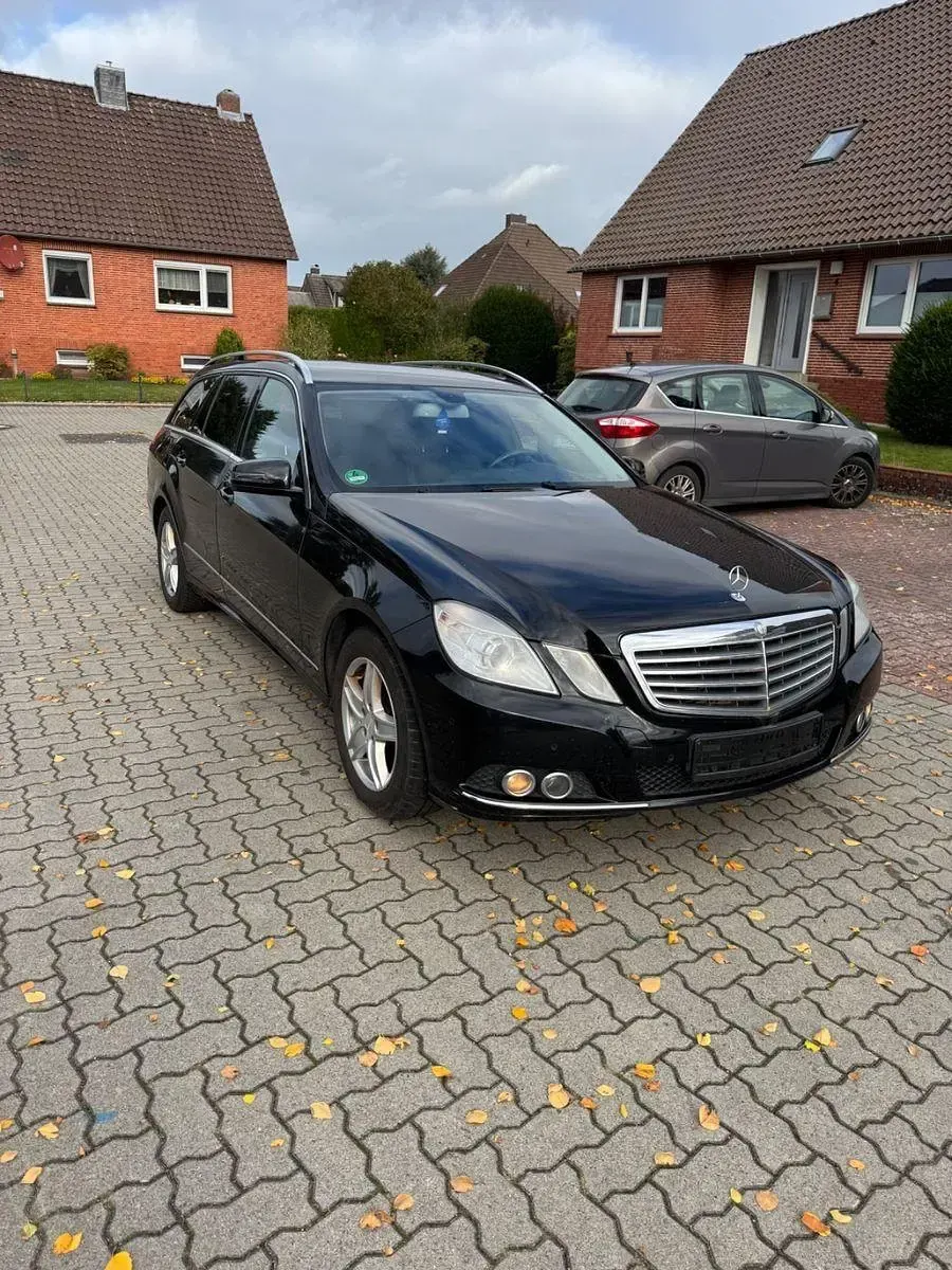Gebraucht Mercedes E350 Elegance 265 PS (194 kW) 2009 Schwarz Kombi