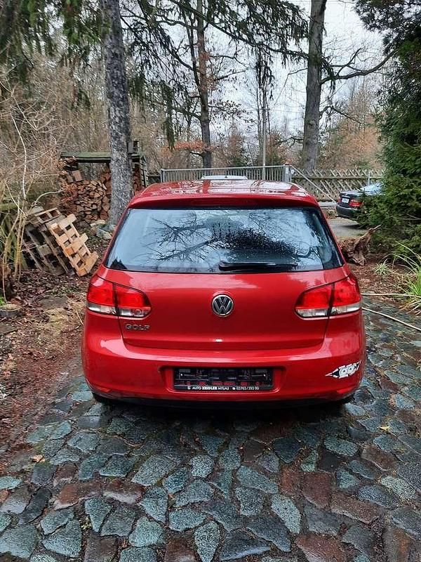 Gebraucht VW Golf VI Comfortline 80 PS (58 kW) 2010 Rot Kleinwagen
