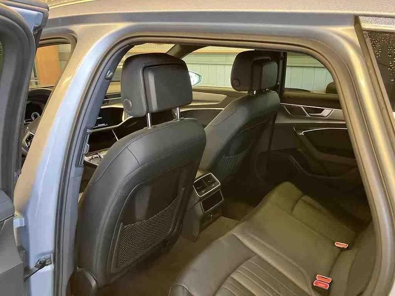 Gebraucht Audi A6 Ambiente 204 PS (150 kW) 2022 Silber Kombi