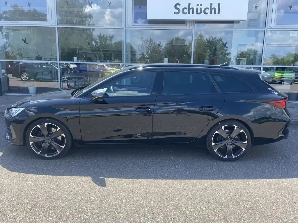 Gebraucht Cupra Leon VZ 300 PS (220 kW) 2024 Schwarz Limousine