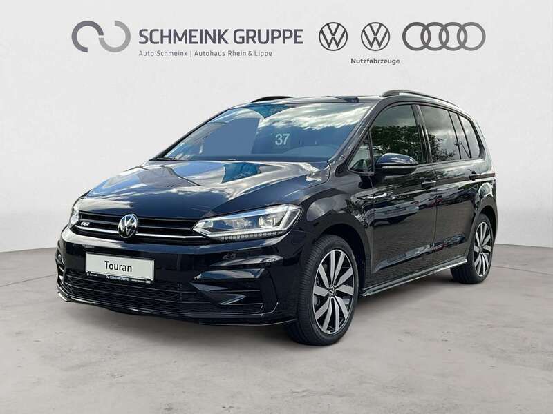 Deep black perleffekt Gebraucht 2024 VW Touran Highline Van / Kleinbus | 44.880 € - Bild 1/4