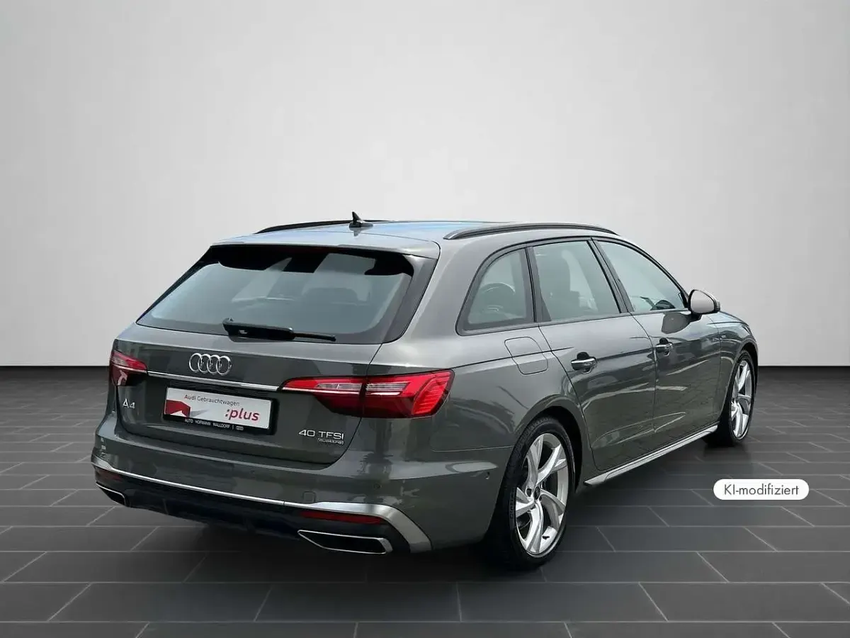 Gebraucht Audi A4 S-Line 204 PS (150 kW) 2023 Chronosgrau metallic (metallic) Kombi