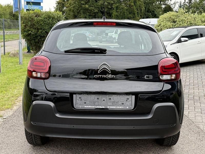 Gebraucht Citroën C3 Feel 82 PS (60 kW) 2020 Perla nera Kleinwagen