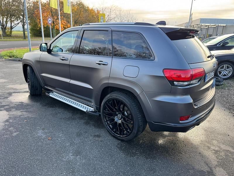 Gebraucht Jeep Grand Cherokee Summit 250 PS (183 kW) 2016 Schwarz SUV