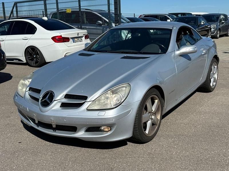 Silber Gebraucht 2004 Mercedes SLK200 Cabrio | 3.250 € (Superpreis) - Bild 1/4