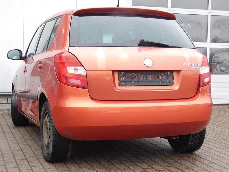 Gebraucht Skoda Fabia Ambiente 69 PS (50 kW) 2007 Orange Kleinwagen