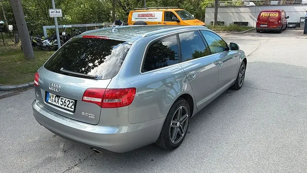 Gebraucht Audi A6 239 PS (175 kW) 2010 Grün Kombi