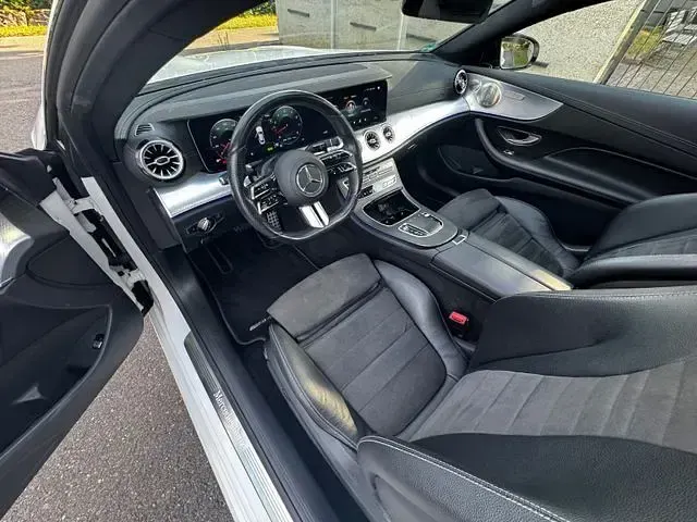 Gebraucht Mercedes E300 AMG line 258 PS (189 kW) 2021 Weiß Coupé