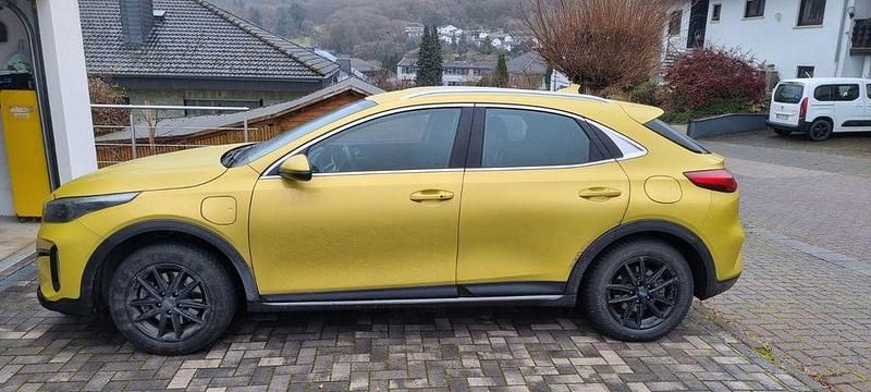 Gebraucht Kia XCeed Vision 141 PS (103 kW) 2023 Gelb SUV