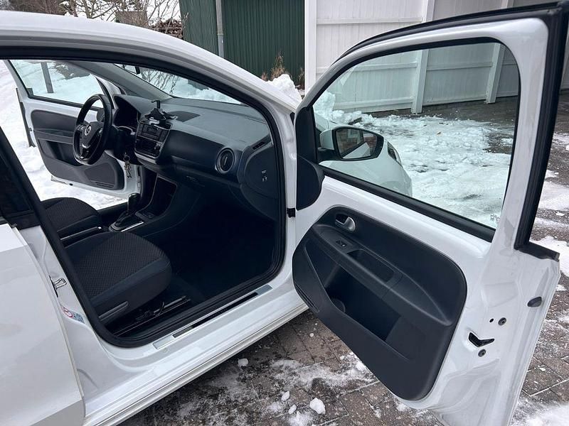 Gebraucht VW e-up! United 61 kW (83 PS) 2021 Weiß Kleinwagen