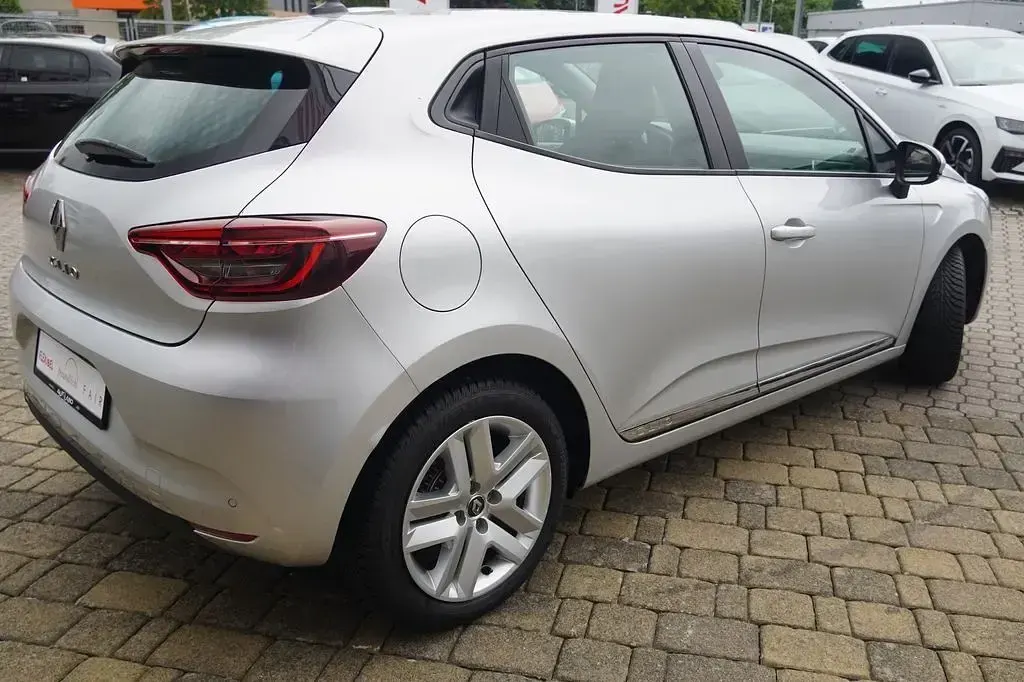 Gebraucht Renault Clio Experience 72 PS (52 kW) 2020 Silber Limousine