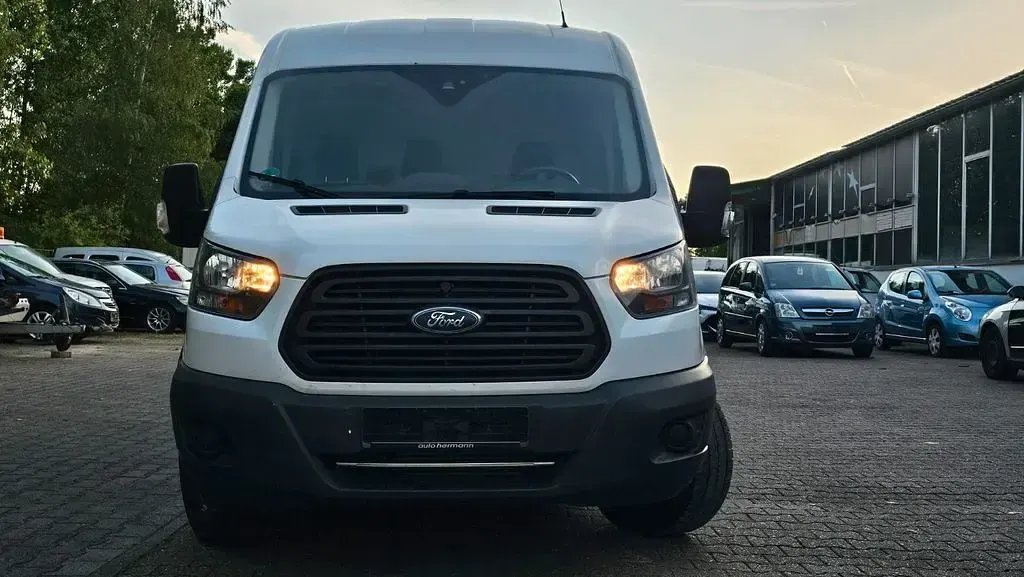 Gebraucht Ford Transit 105 PS (77 kW) 2016 Weiß Van / Kleinbus