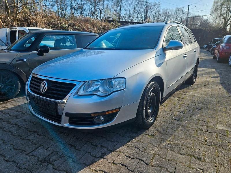 Usata VW Passat 122 CV (89 kW) 2008 Argento Station wagon