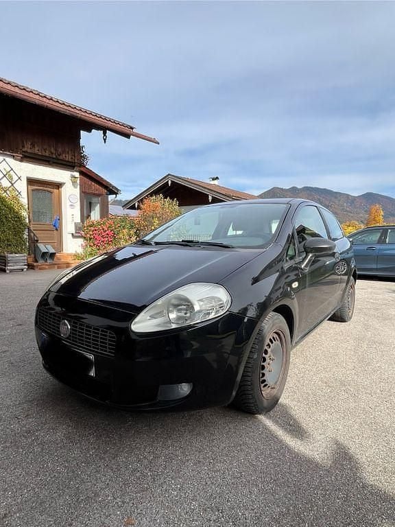 Schwarz Gebraucht 2007 Fiat Grande Punto Dynamic Kleinwagen | 950 € (Superpreis) - Bild 1/4