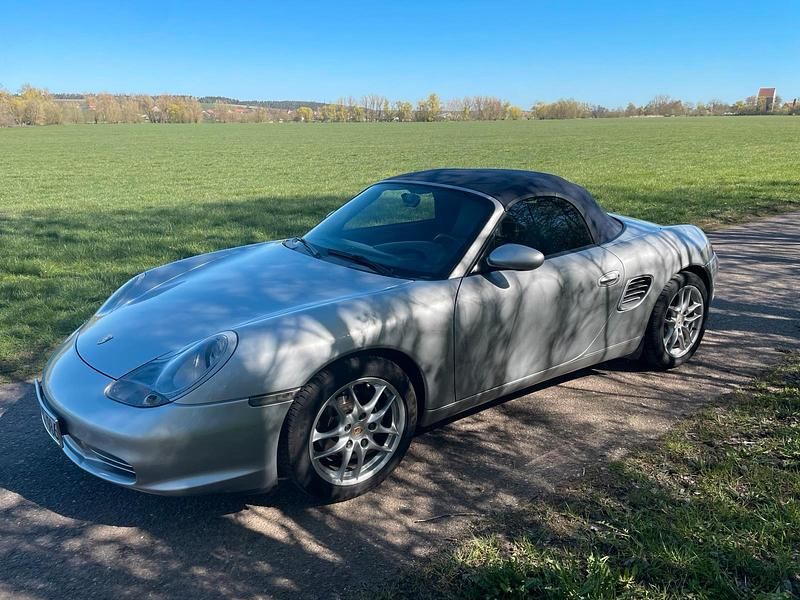 Gebraucht Porsche 986 Boxster 228 PS (167 kW) 2003 Silber Cabrio
