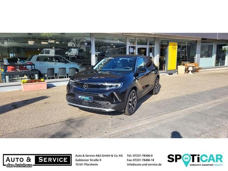 Diamant schwarz/karbon schwarz (metallic) Gebraucht 2023 Opel Mokka Elegance SUV | 21.990 € (Fairer Preis) - Bild 1/4