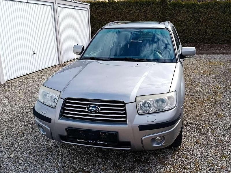 Gebraucht Subaru Forester Comfort 158 PS (116 kW) 2008 Steel silver (m) SUV