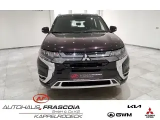 Gebraucht Mitsubishi Outlander P-HEV Plus 224 PS (164 kW) 2021 Schwarz SUV