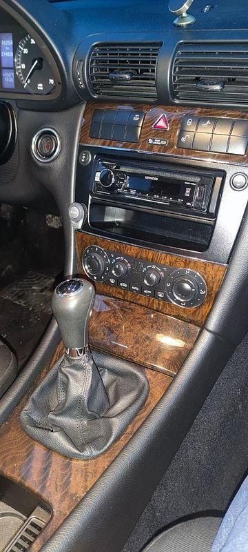 Gebraucht Mercedes C180 143 PS (105 kW) 2004 Schwarz Limousine