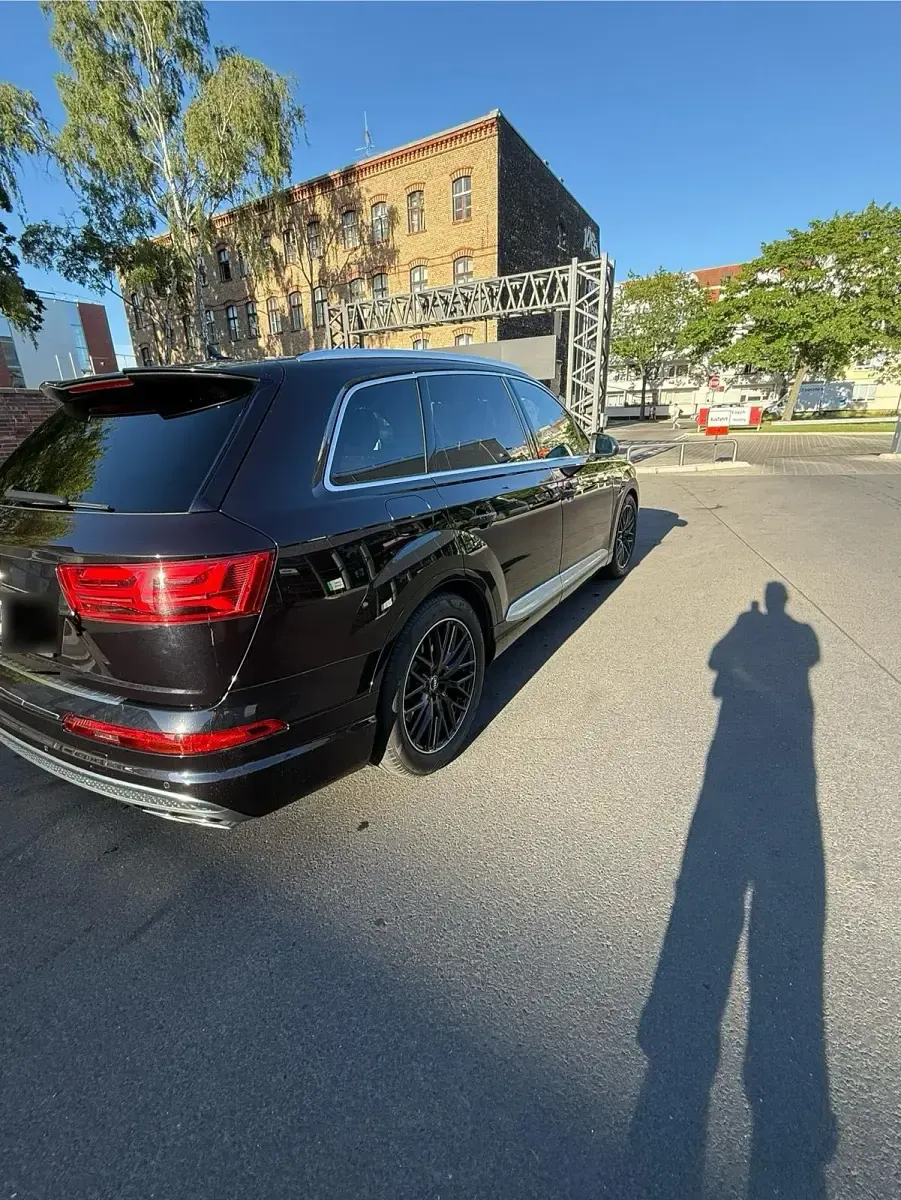 Gebraucht Audi SQ7 Sport 435 PS (319 kW) 2018 Schwarz SUV