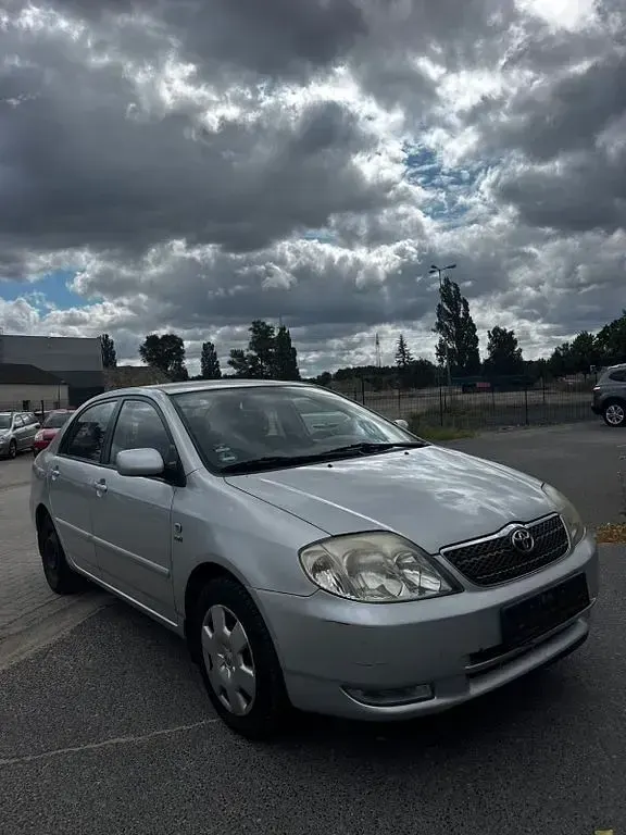 Gebraucht Toyota Corolla Sol 110 PS (80 kW) 2003 Silber Limousine