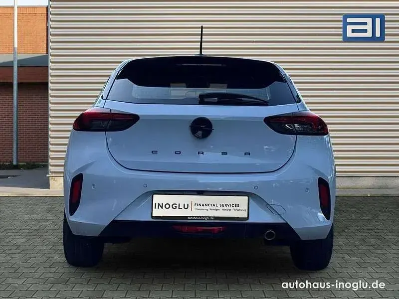Gebraucht Opel Corsa 101 PS (74 kW) 2025 Okenitweiss Kleinwagen