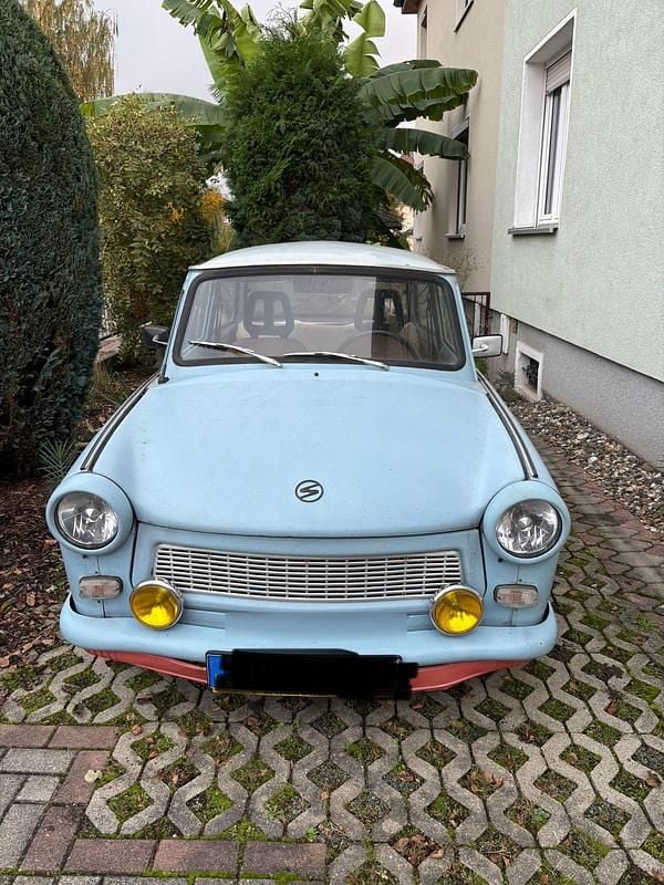Blau Gebraucht 1989 Trabant 601 Limousine | 5.270 € - Bild 1/4
