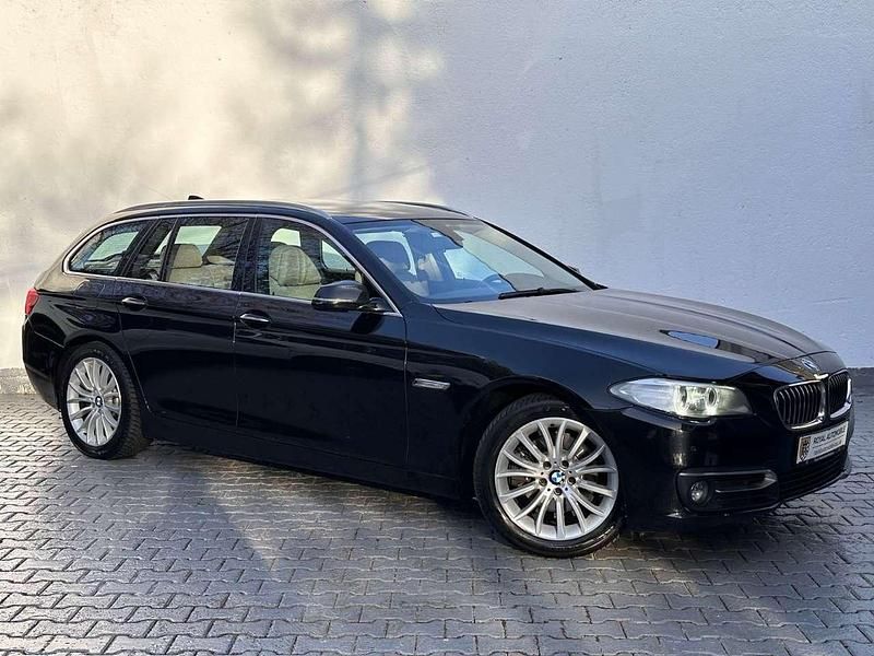 Gebraucht BMW 520 Luxury Line 184 PS (135 kW) 2014 Schwarz Kombi