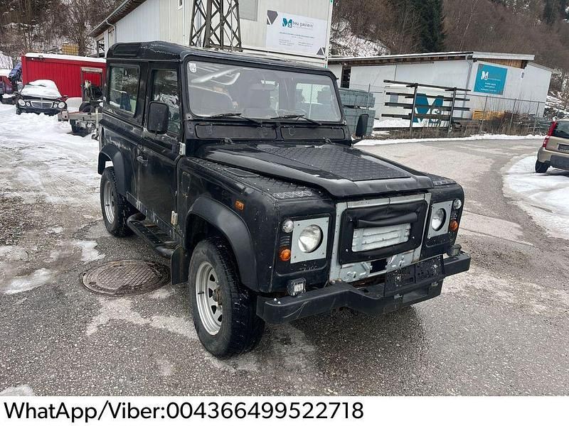 Gebraucht Land Rover Defender 122 PS (89 kW) 2000 Schwarz Kombi