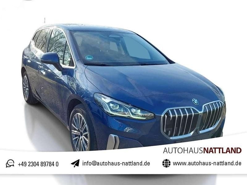 Phytonic blau Gebraucht 2023 BMW 225 Luxury Line Van / Kleinbus | 27.950 € (Guter Preis) - Bild 1/4