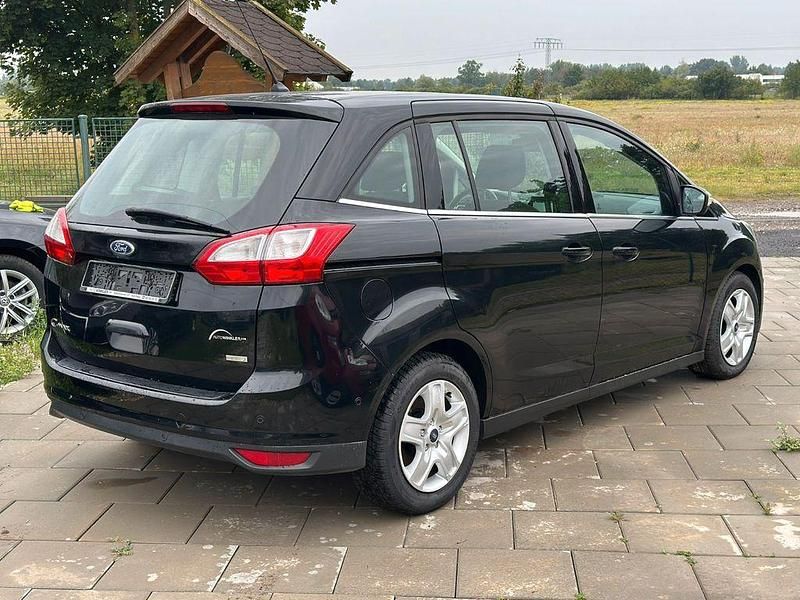 Gebraucht Ford Grand C-Max 125 PS (91 kW) 2018 Schwarz Van / Kleinbus