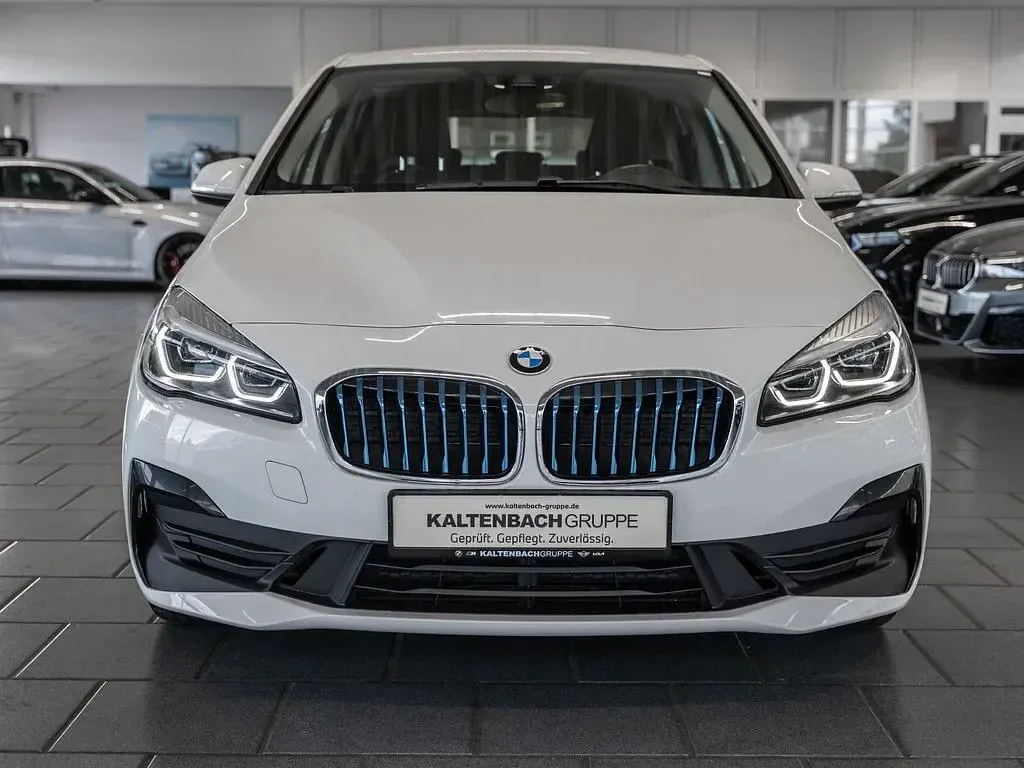 Gebraucht BMW 225 Active Tourer Efficient Dynamics 224 PS (164 kW) 2019 Alpinweiss iii Van / Kleinbus