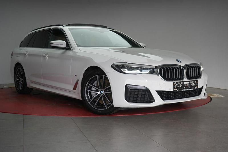 Alpinweiss 3 Gebraucht 2022 BMW 530 Performance Kombi | 43.990 € (Etwas zu teuer) - Bild 1/4