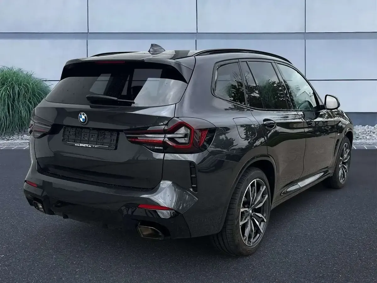 Gebraucht BMW X3 M Sport 184 PS (135 kW) 2023 Sophistograu brillanteffekt SUV