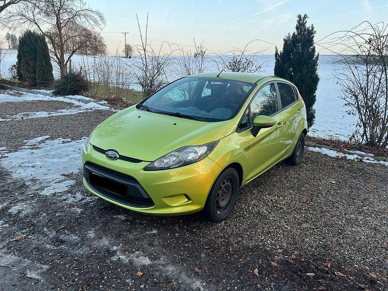 Gebraucht Ford Fiesta 82 PS (60 kW) 2009 Grün Limousine