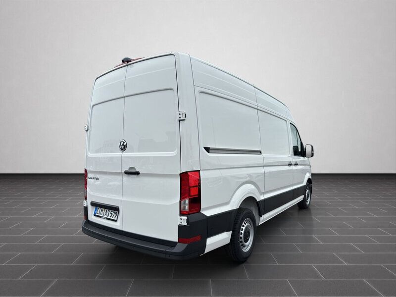 Gebraucht VW Crafter 177 PS (130 kW) 2025 Candyweiß Van