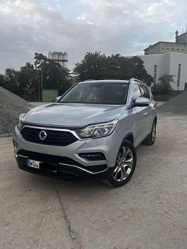 Gebraucht 2019 Ssangyong (KGM) Rexton Sapphire SUV | 19.000 € - Bild 1/4