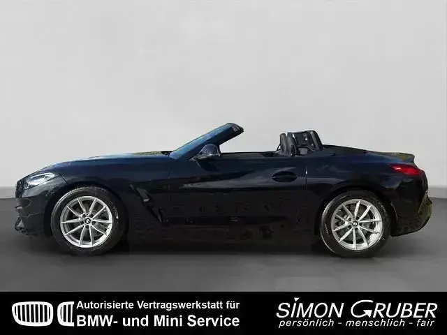 Gebraucht BMW Z4 Advantage 197 PS (144 kW) 2022 Schwarz Cabrio