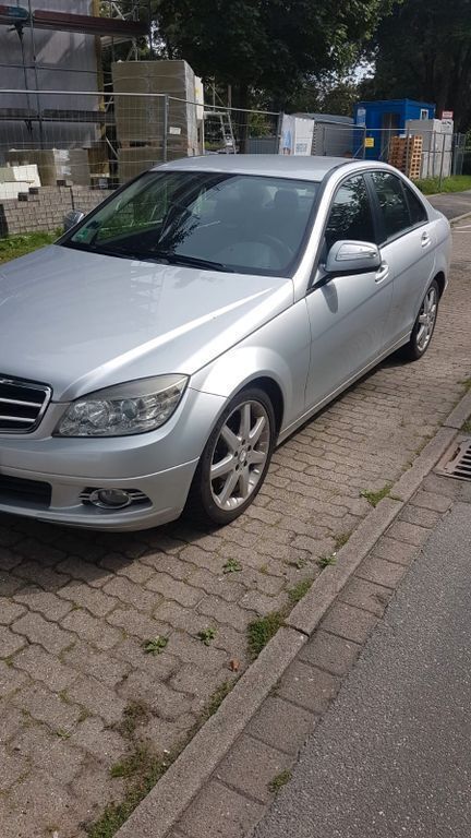 Gebraucht Mercedes C180 156 PS (114 kW) 2008 Grau Limousine