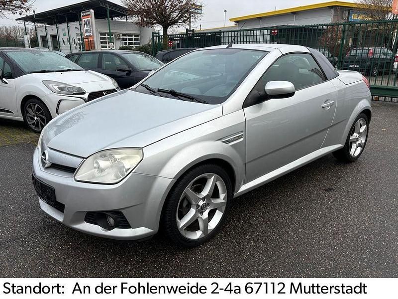 Silber Gebraucht 2005 Opel Tigra Cosmo Cabrio | 2.490 € (Etwas zu teuer) - Bild 1/4