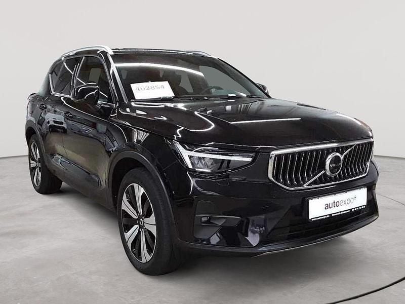 Onyx schwarzmetallic Gebraucht 2022 Volvo XC40 Ultimate SUV | 26.990 € (Fairer Preis) - Bild 1/4