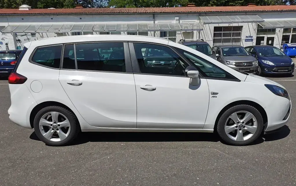 Gebraucht Opel Zafira Tourer Active 140 PS (102 kW) 2013 Weiß Van / Kleinbus