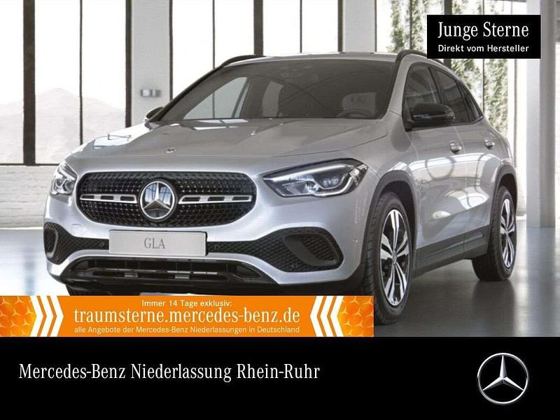 Silber Gebraucht 2022 Mercedes GLA250 Night SUV | 32.890 € (Superpreis) - Bild 1/3