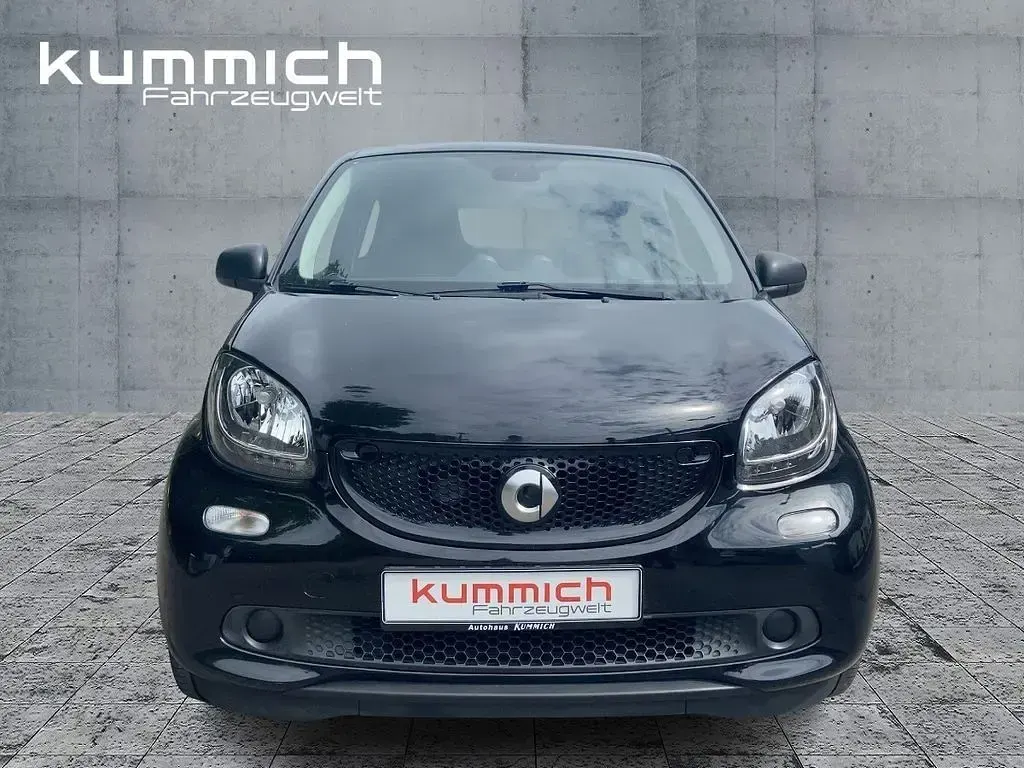 Gebraucht Smart ForFour Passion 90 PS (66 kW) 2018 Schwarz Kleinwagen