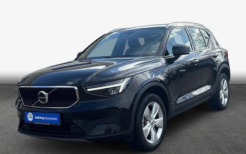 Usado Volvo XC40 Core 163 HP (119 kW) 2024 Preto SUV
